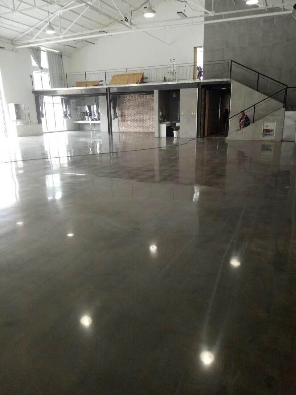 順義區(qū)混凝土固化劑地坪施工公司 打造高性能水泥地坪的首選伙伴